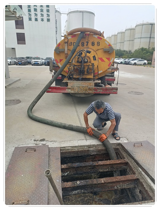 海拉尔隔油池清掏